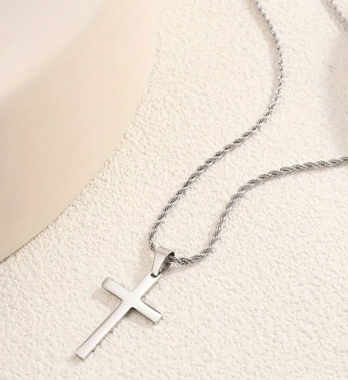 A Sleek Stainless Steel Cross Necklace, A Stylish Necklace For Men And Women, Suitable For Street Hip-hop Casual Parties, Versatile Necklace