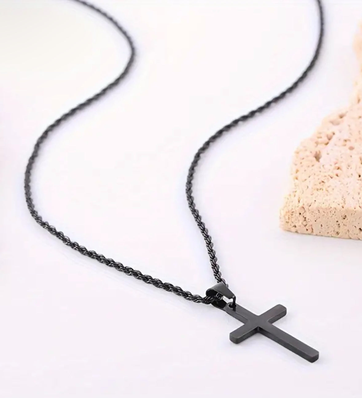 A Sleek Stainless Steel Cross Necklace, A Stylish Necklace For Men And Women, Suitable For Street Hip-hop Casual Parties, Versatile Necklace